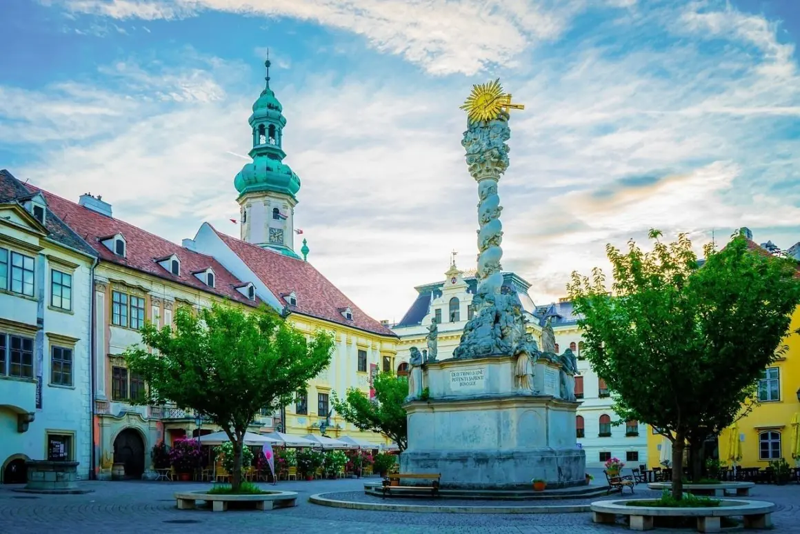 Történelmi belváros és kastélyok - Sopron