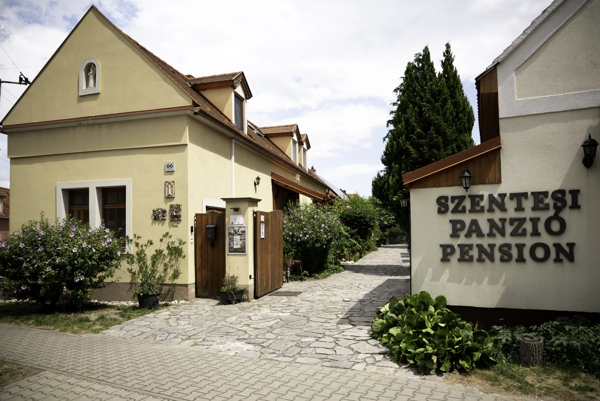Szentesi Panzió Fertőrákoson